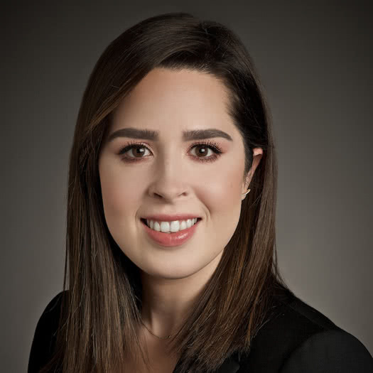 Lauren Kuenzi Listing Grid Headshot Mobile